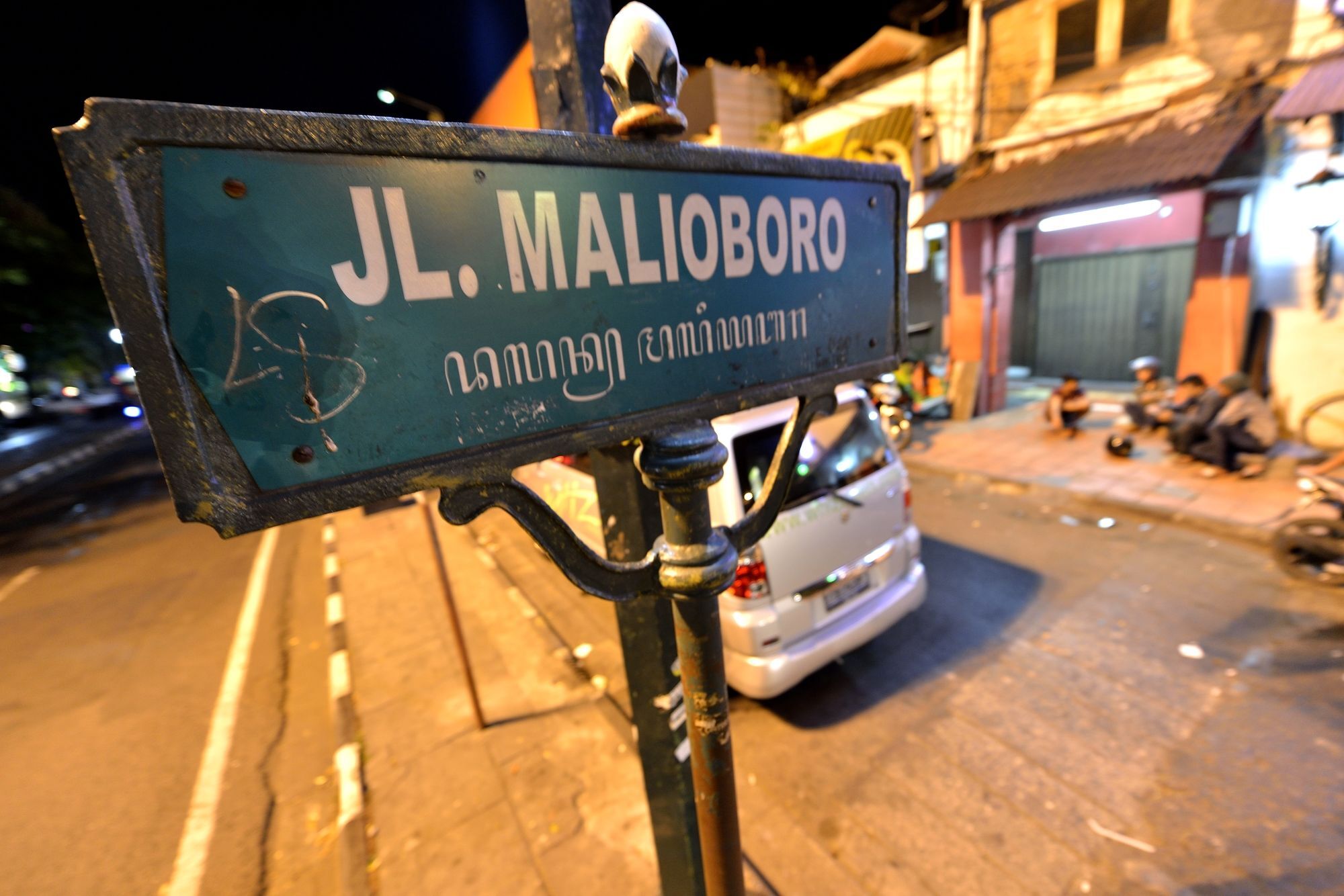Whiz Hotel Malioboro Jogjacarta Exterior foto